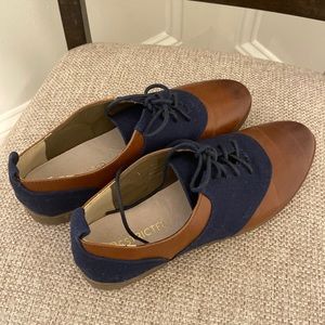 Restricted Oxford flats